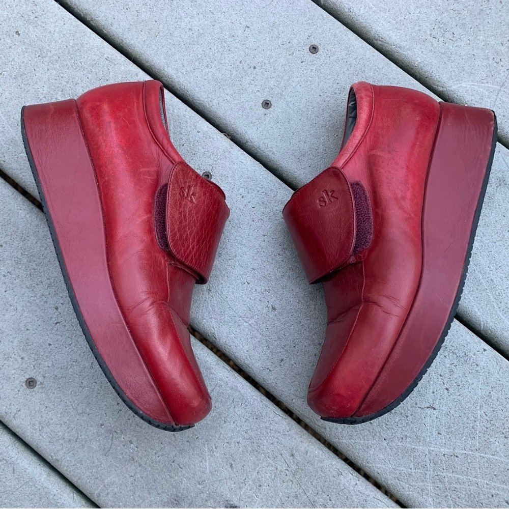 Vintage Red Platform Loafer Shoes || Leather Platform Booties, 7.5